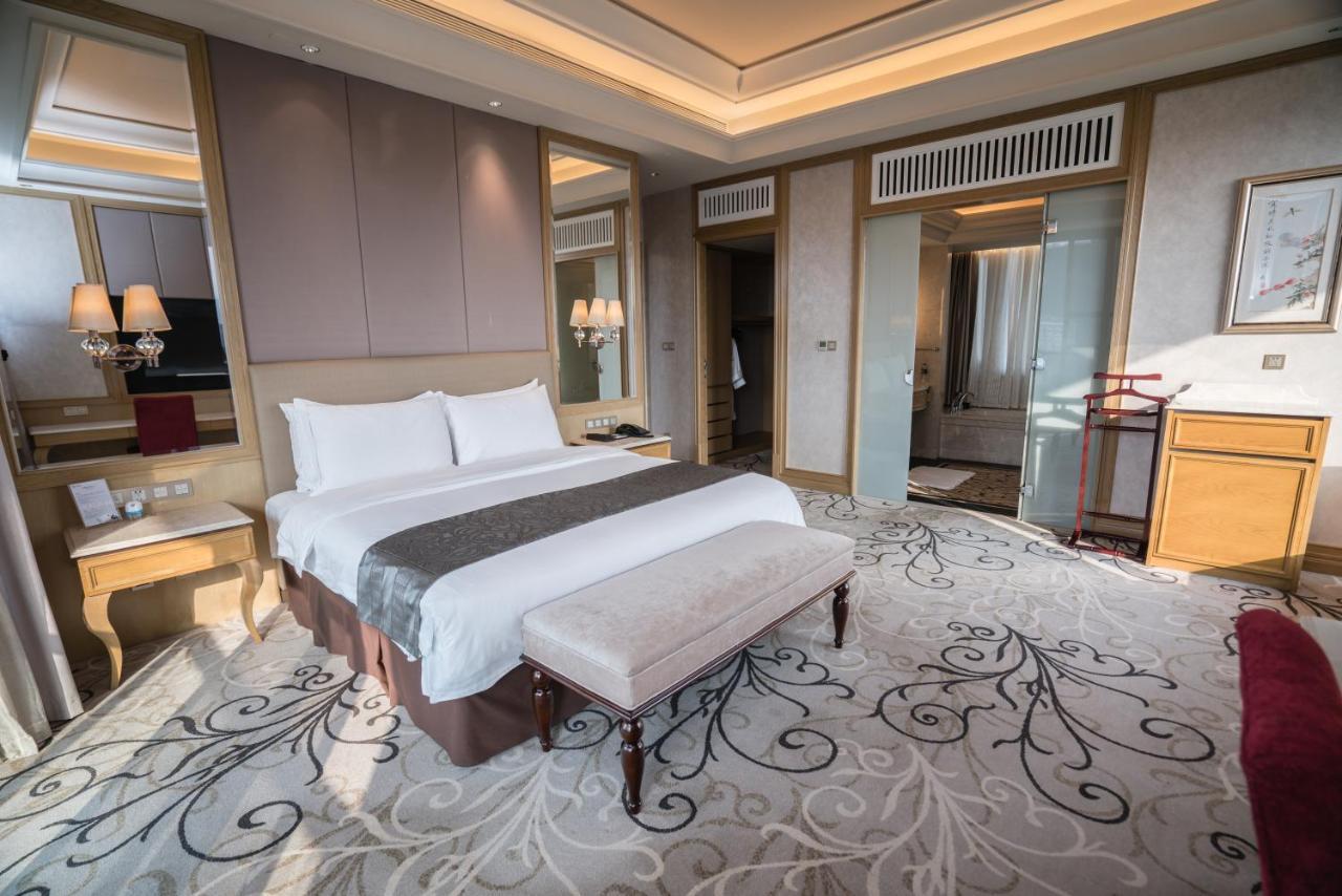 C&D Hotel Fuzhou ฟุโจว ภายนอก รูปภาพ